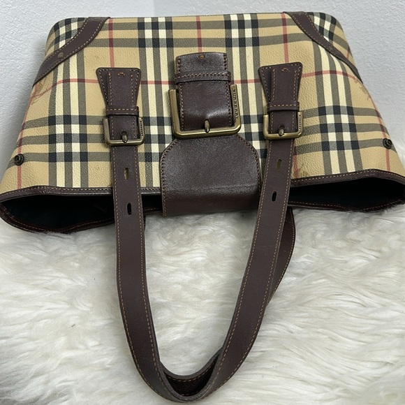 💯 Authentic BURBERRY  Haymarket Check Buckle Satchel Bag🍀 - Picture 15 of 17